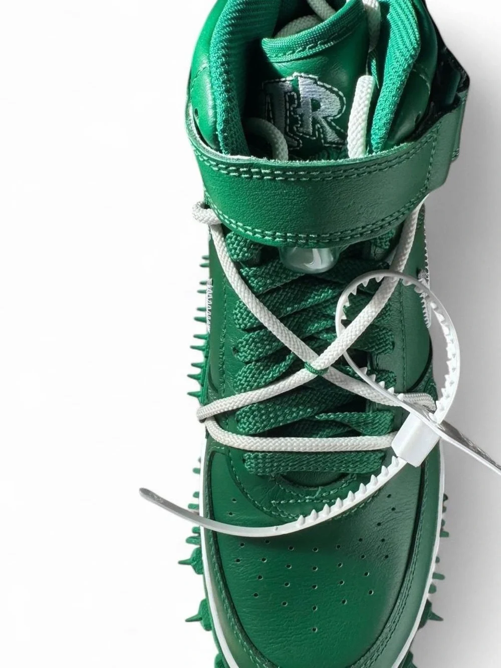Off-White size us